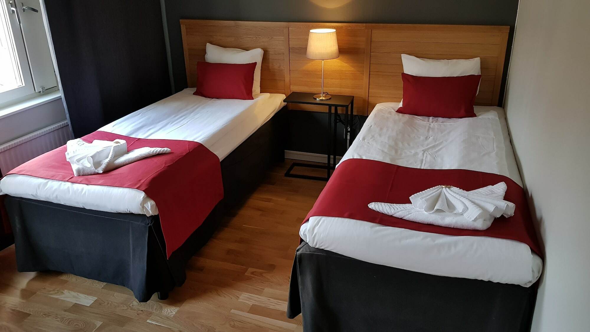 City Hotel クリスティーネハムン エクステリア 写真